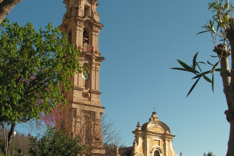 église San Ghjuvanbattista - la porta
