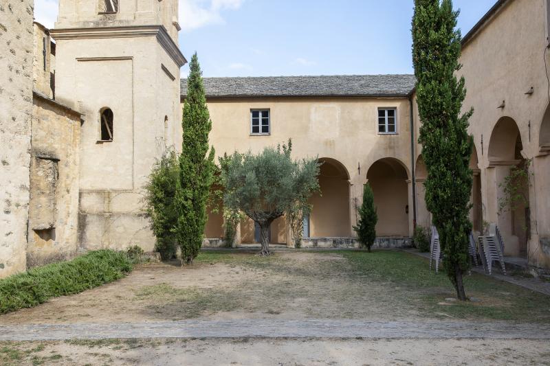 couvent san francescu d'alisgiani - piazzali